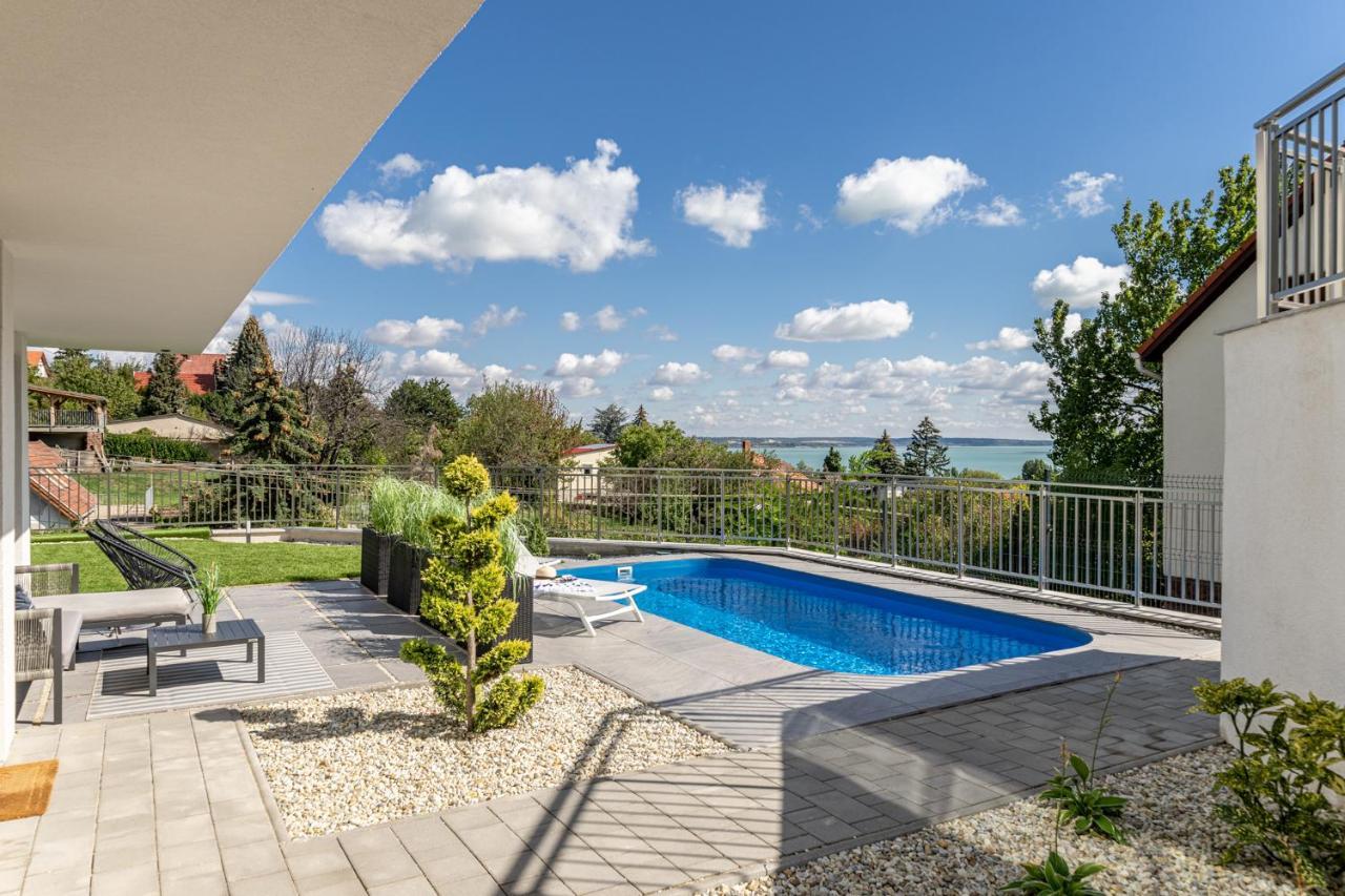 Lake Spirit Boutique Apartments Balatonalmádi Екстериор снимка
