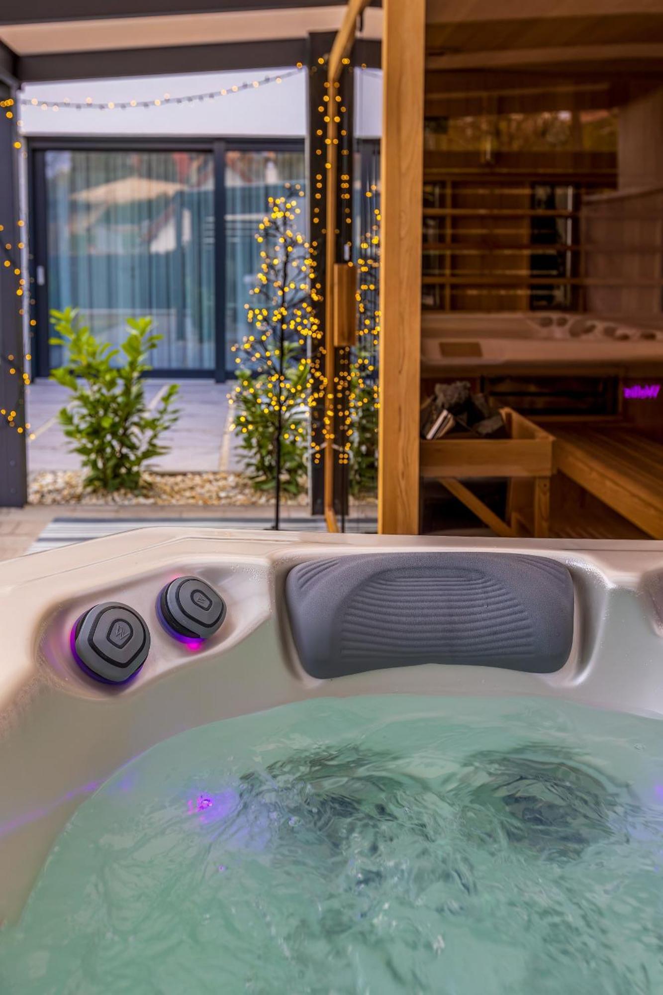 Lake Spirit Boutique Apartments Balatonalmádi Екстериор снимка