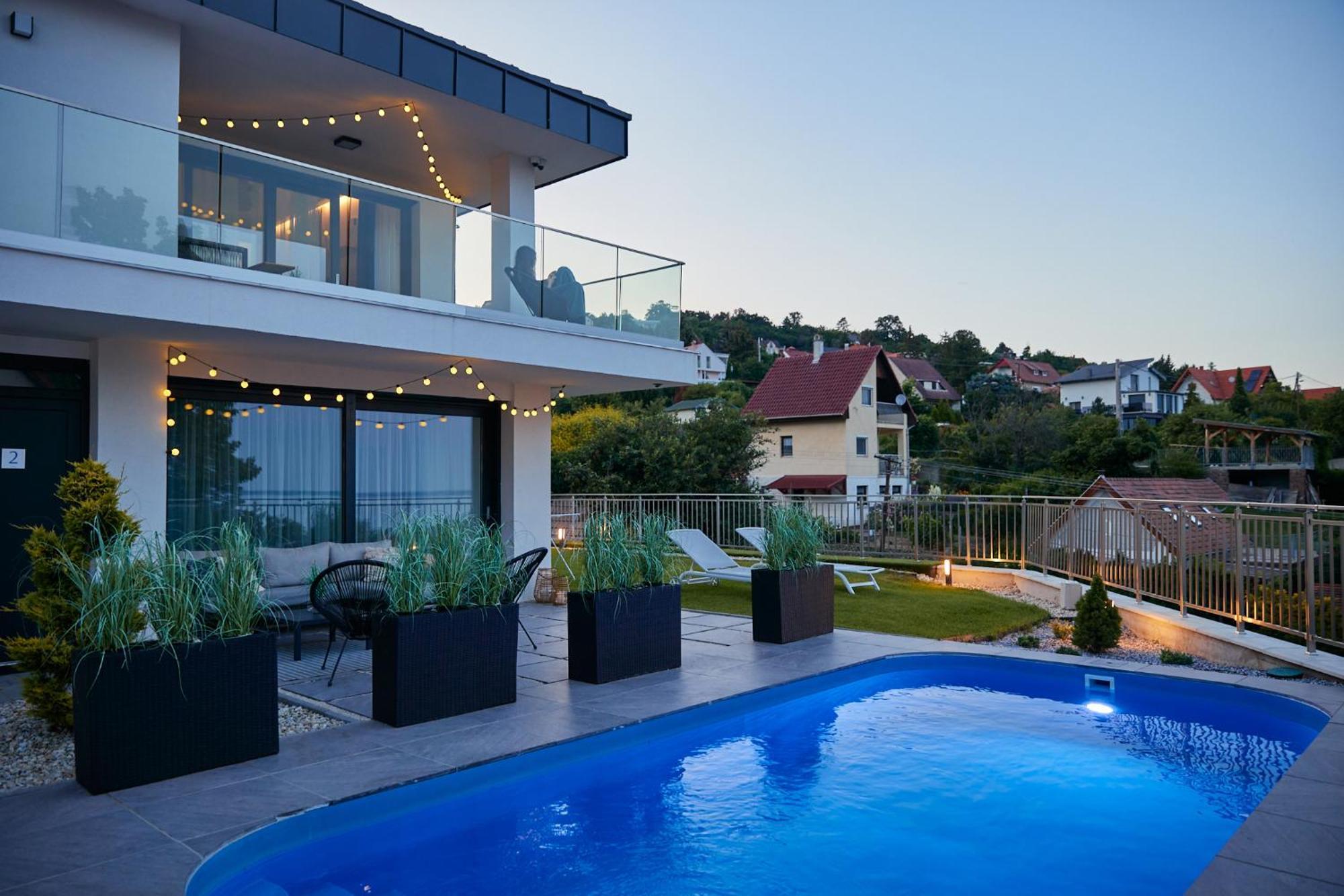 Lake Spirit Boutique Apartments Balatonalmádi Екстериор снимка